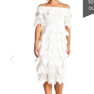 New with out tags just me lace layered dress L